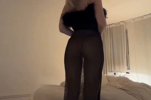 Full leaked Brendahashtag private onlyfans photo