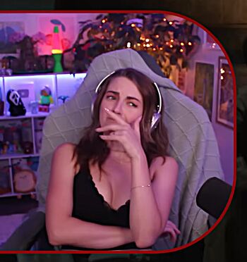 Full leaked Caitlin marie reacts private onlyfans photo