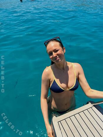 Full leaked Caramella private onlyfans photo
