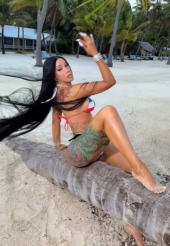 Full leaked Cardi b private onlyfans photo
