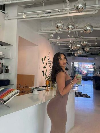 Carla Alison