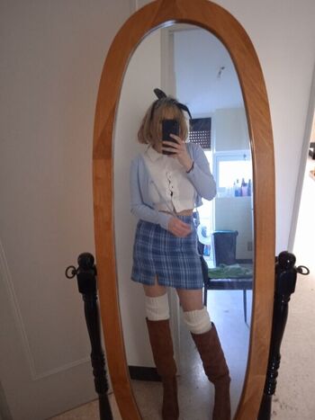 Carmina_bleue