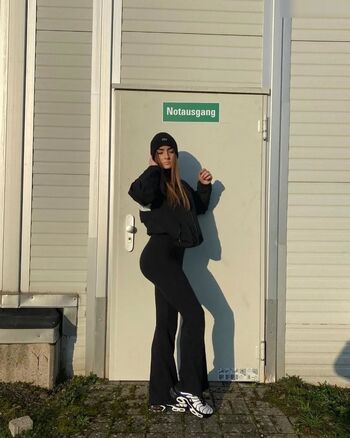 Full leaked Celinegbl private onlyfans photo