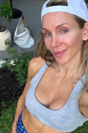 Charlotte Flair