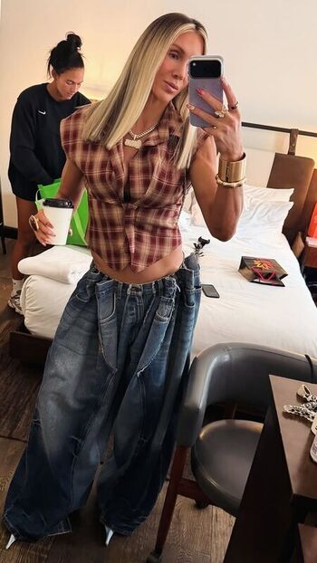 Charlotte Flair