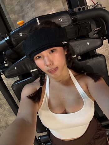 Full leaked Charshaobau private onlyfans photo