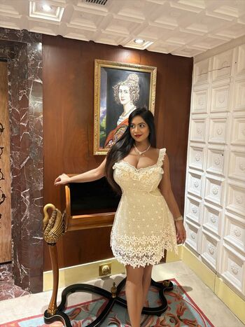 Full leaked Charu s private onlyfans photo