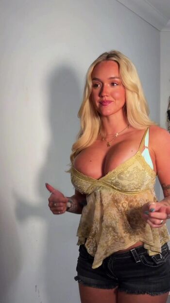 Full leaked Cherryswatermelons private onlyfans photo