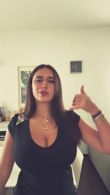 Chloe Carnevaletti