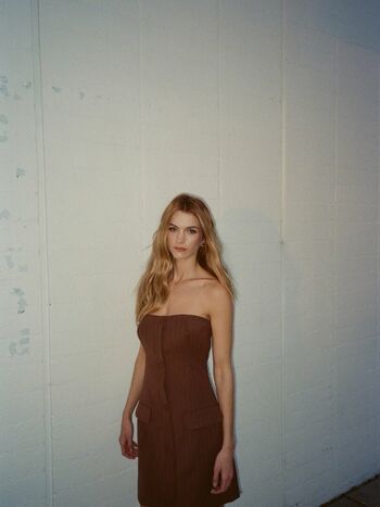 Full leaked Chloe east private onlyfans photo