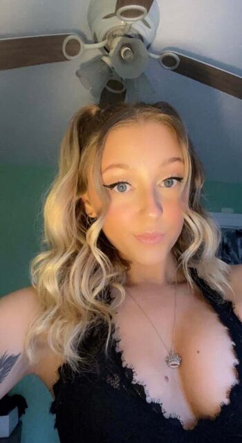 Full leaked Chloe tracy private onlyfans photo