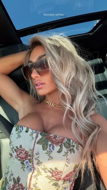 Full leaked Christinaathenaa private onlyfans photo