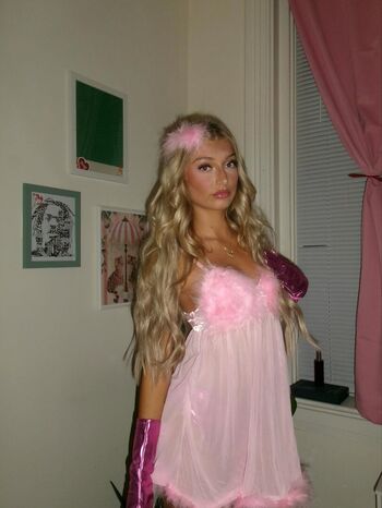 Full leaked Cleoklemm private onlyfans photo