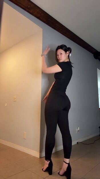 Full leaked Cooliopink private onlyfans photo