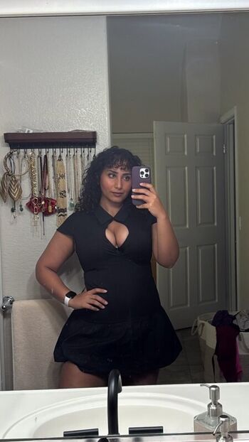 Full leaked Curlywurdy private onlyfans photo