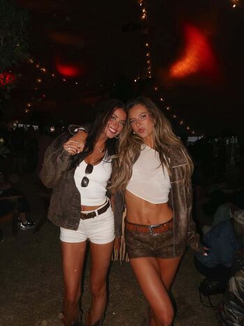 Full leaked Davis sisters private onlyfans photo