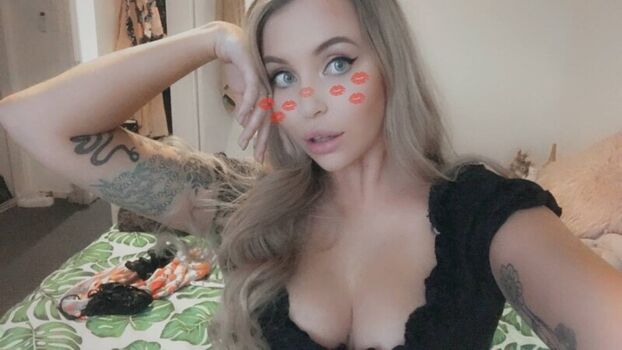 Full leaked Delicateweapon private onlyfans photo