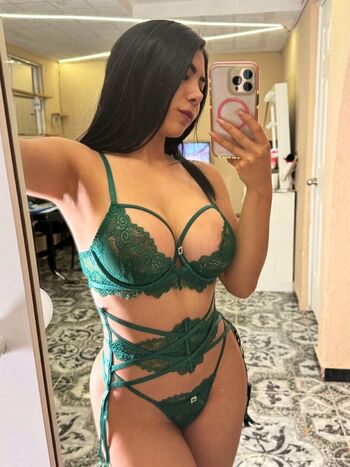 Full leaked Dolly kelly private onlyfans photo