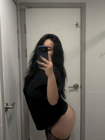 Full leaked Doro private onlyfans photo