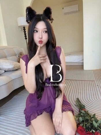Full leaked Duyenn hipp private onlyfans photo