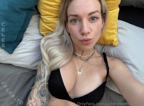Elena_tight