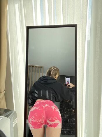 Full leaked Elisecandy private onlyfans photo