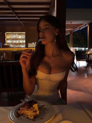 Ella Cervetto