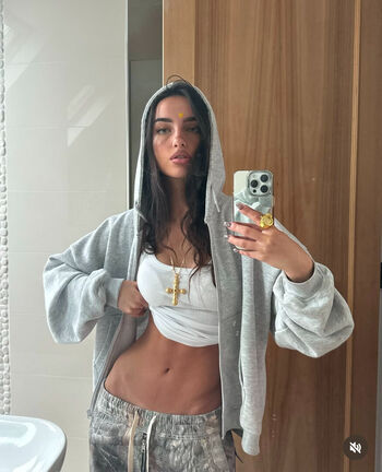 Ella Christo