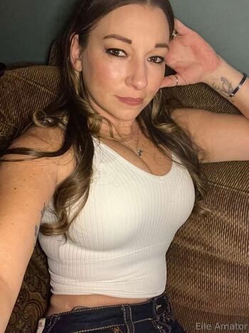 Full leaked Elle amator private onlyfans photo