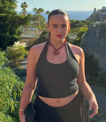 Ellie Leach