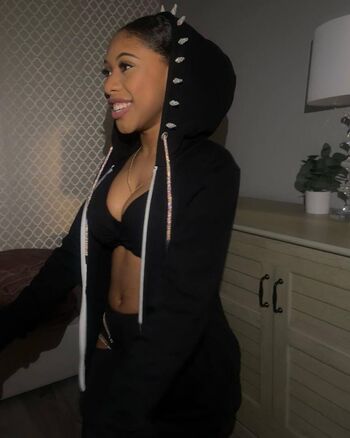 Full leaked Elyse rey private onlyfans photo