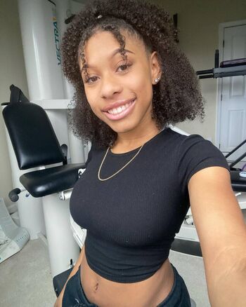Full leaked Elyse rey private onlyfans photo