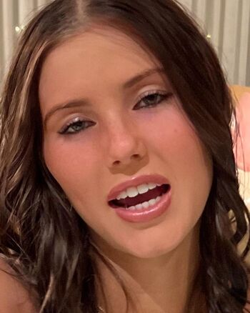 Full leaked Emilia dettorre private onlyfans photo