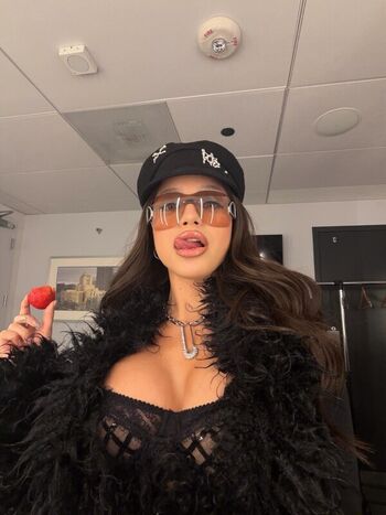 Full leaked Emilia mernes private onlyfans photo