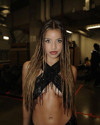 Full leaked Emilia mernes private onlyfans photo