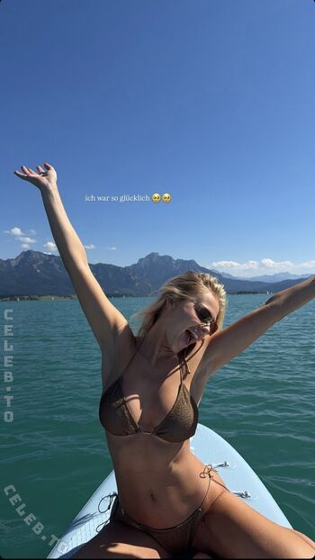 Full leaked Emilia wue private onlyfans photo