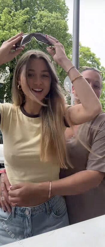 Full leaked Emily maurer private onlyfans photo