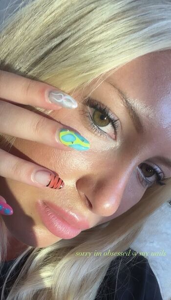 Full leaked Emily roman private onlyfans photo