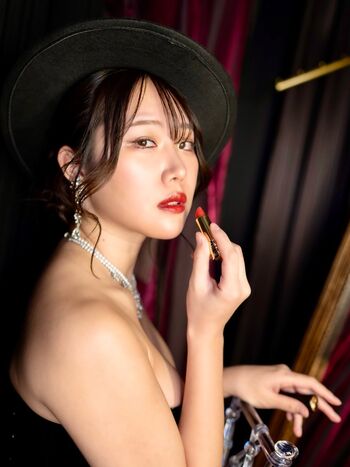 erika_momoyama