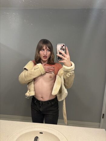 Full leaked Esther grey private onlyfans photo