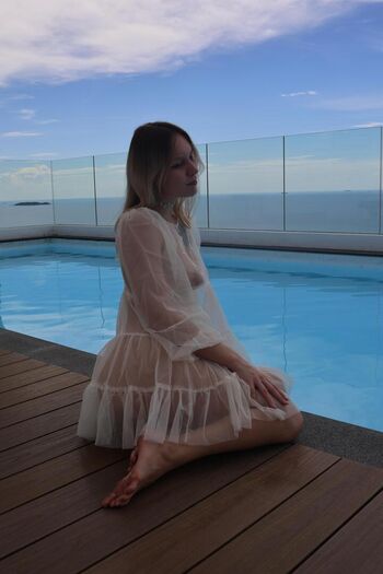Full leaked Evariddle private onlyfans photo