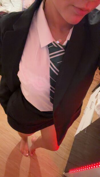Full leaked Evieschlgirl private onlyfans photo