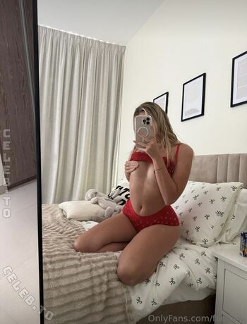 Full leaked Faedaw private onlyfans photo