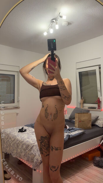 Full leaked Faey private onlyfans photo