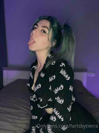 Full leaked Fartsbytierra private onlyfans photo