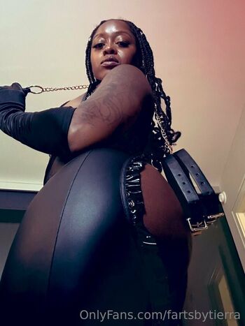 Full leaked Fartsbytierra private onlyfans photo