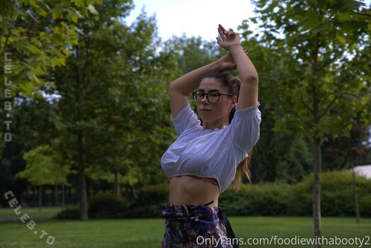 Foodiewithabooty2