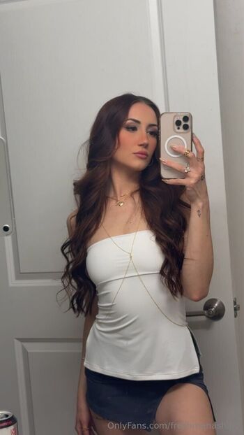 Full leaked Freshmenashley private onlyfans photo
