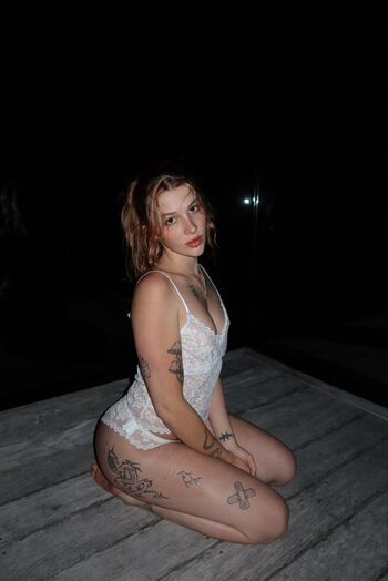 Full leaked Freyareyy private onlyfans photo