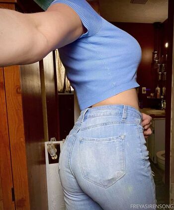 Full leaked Freyasirensong private onlyfans photo